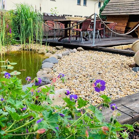 Restaurant Und Pension Zur Puppenstube Stolpen Luaran gambar