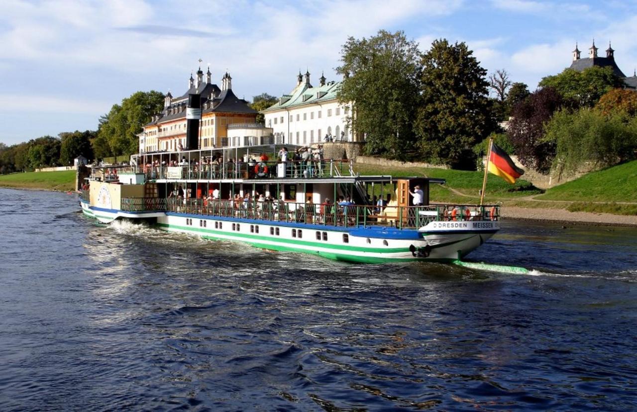 Restaurant Und Pension Zur Puppenstube Stolpen Luaran gambar